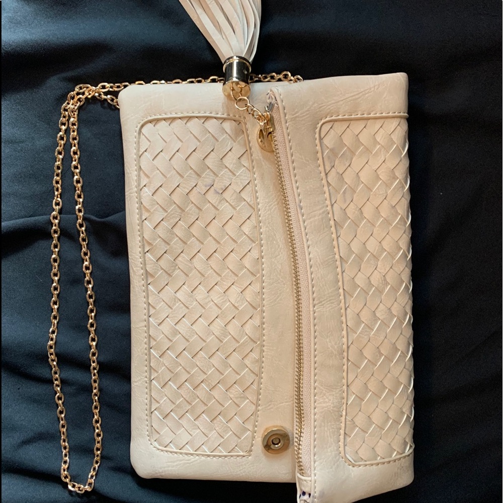 Purse - Picture 2 of 4